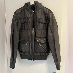 Mens Danier Leather Bomber Style Jacket - size large